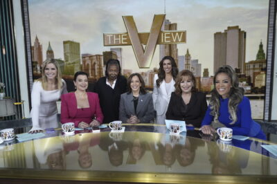 TV WAR ERUPTS: ‘The View’ Co-Hosts FIRE BACK at Trump After He Launches Personal Attack — Whoopi Goldberg and Sunny Hostin Unleash Blistering Response On-Air! What They Said Has Social Media in Uproar — FULL CLASH REVEALED! (NG)