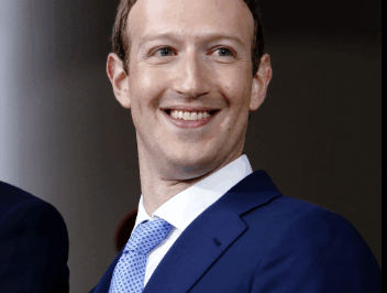 20 Most Touching Moments of Mark Zuckerberg with His Family — A Side of Him the World Rarely Sees