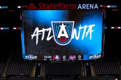 “This Can’t Be Real”: WNBA’s Atlanta Dream Are Getting Blasted For Their New Court Design That Features “Women’s Sports” Message As Center Court Logo
